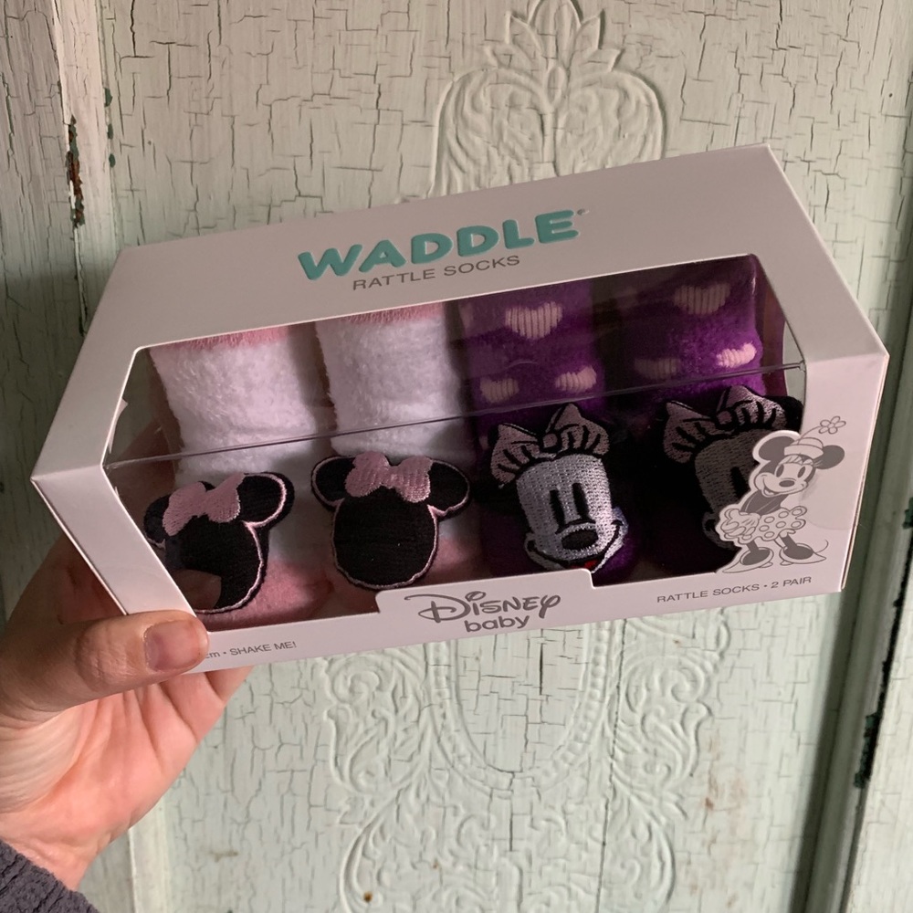 Minnie Mouse Raddle Socks - Picture 2 of 2